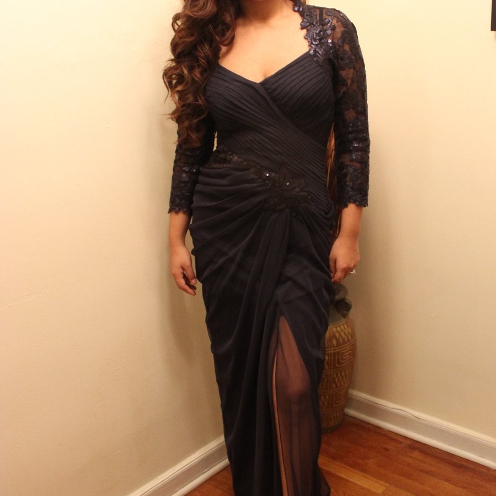 Tadashi Shoji Dark blue sequence gown